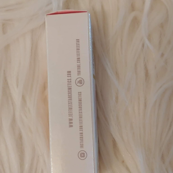 💋FIRM! NWT JEFFREE STAR COSMETICS GALAXY GOLD LIP AMMUNITION LIPSTICK - Picture 5 of 12